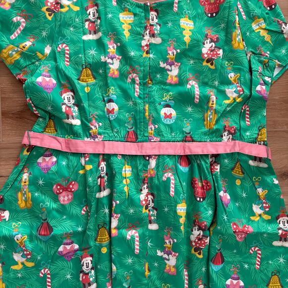 Loungefly Stitch Shoppe Holiday Disney Mickey and Friends Dress 3X - Picture 9 of 12